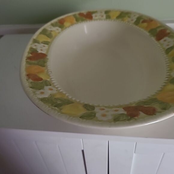 Metlox Serving Bowl - Picture 3 of 7